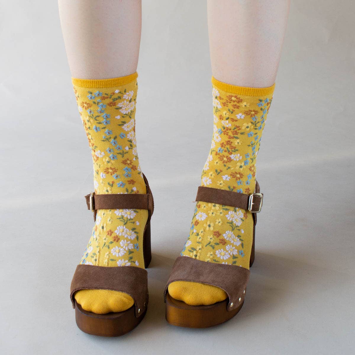 Women's Romantic Floral Socks