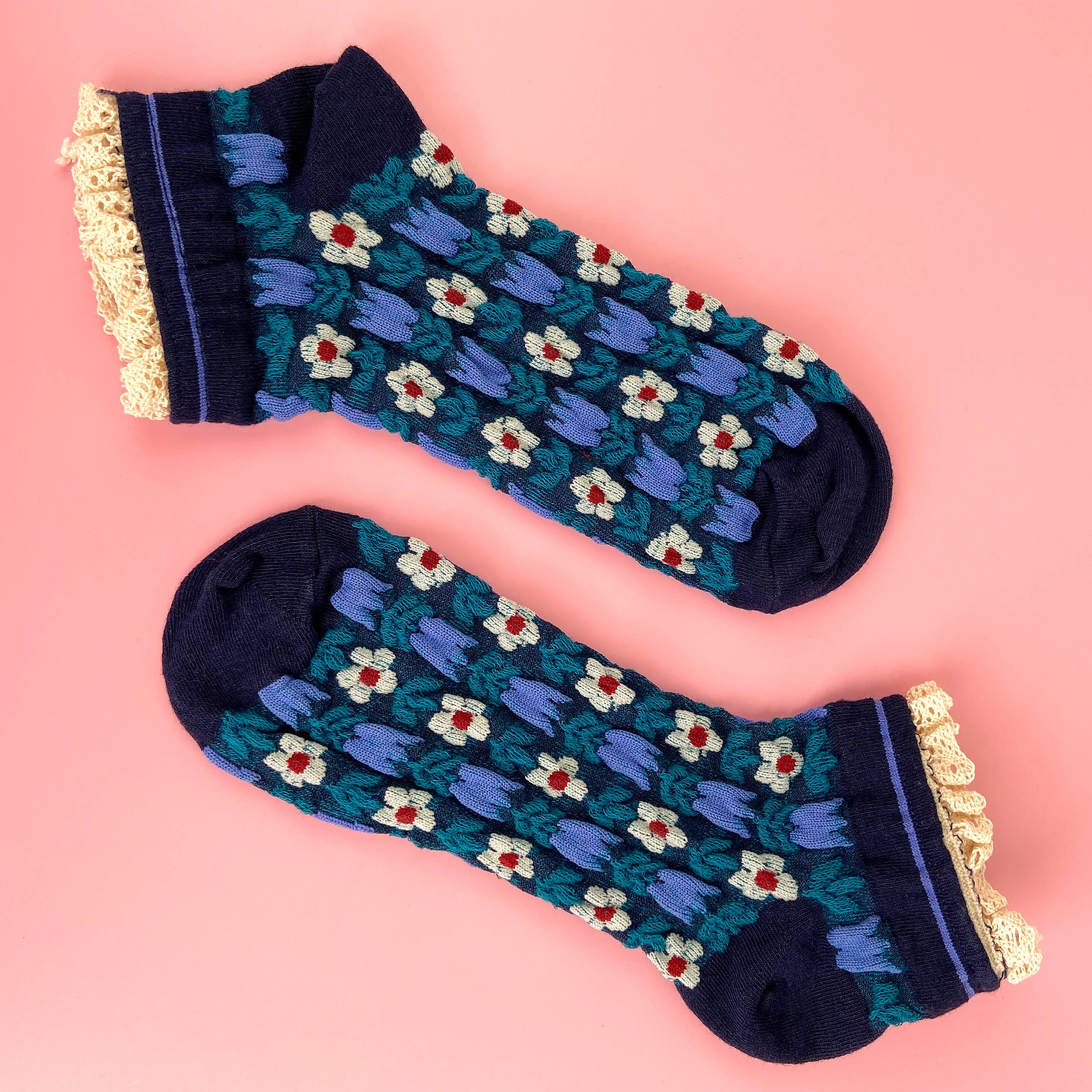 Blue Retro Floral Lace Socks