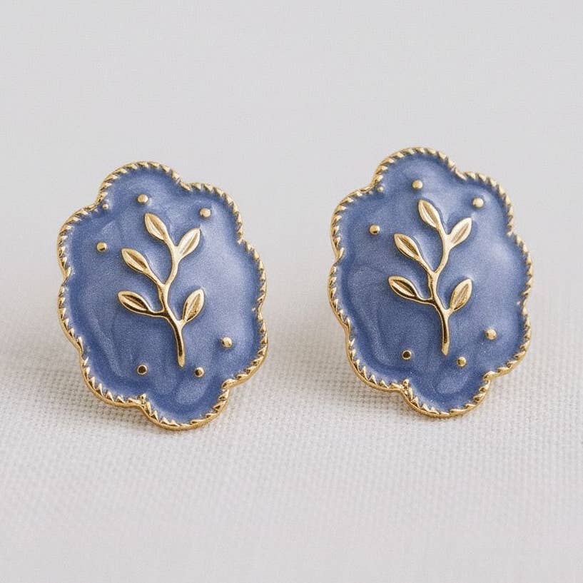 Embrace elegance with these stunning floral-inspired drop earrings. Perfect for adding a touch of sophistication to any outfit, these earrings are ideal for both casual and formal occasions.
Elevate your accessory collection with these beautiful earrings that blend vintage charm with modern artistry.