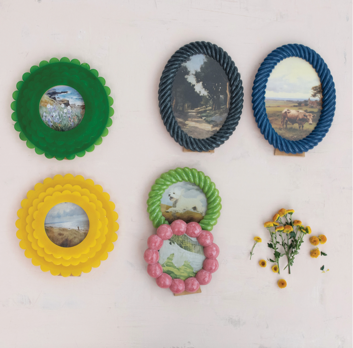 Resin Ball Twisted Photo Frame