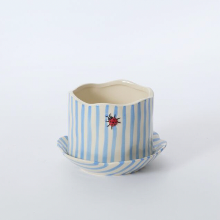 Ladybug Pot with Saucer