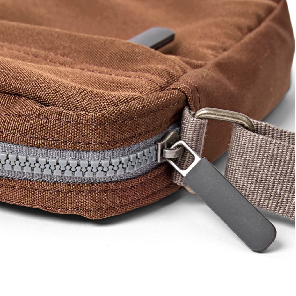 Bond Pocket Crossbody Bag in Cinnamon