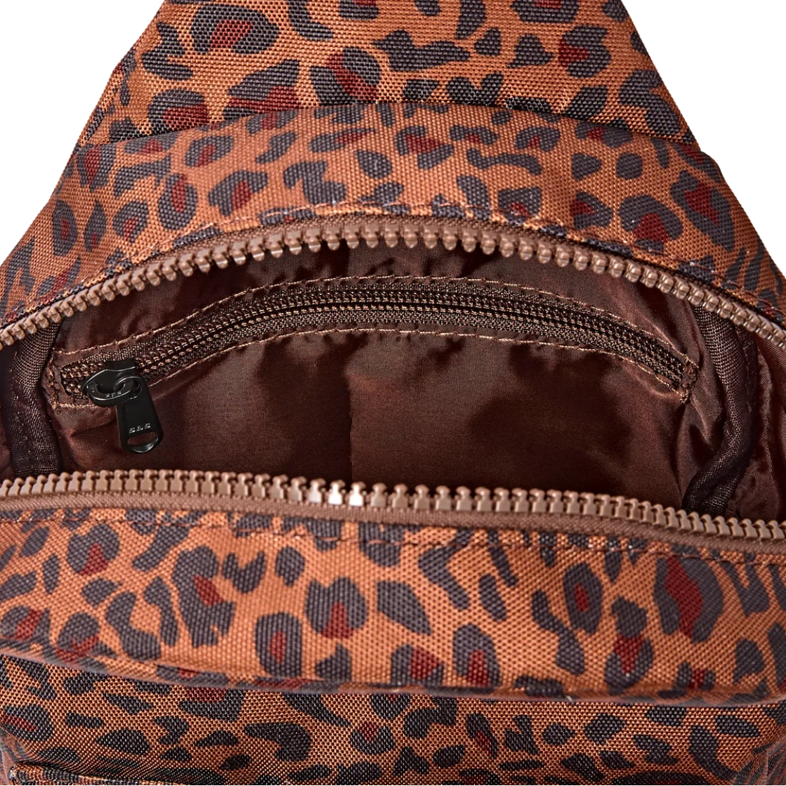 Willesden Sling Bag in Mini Leopard