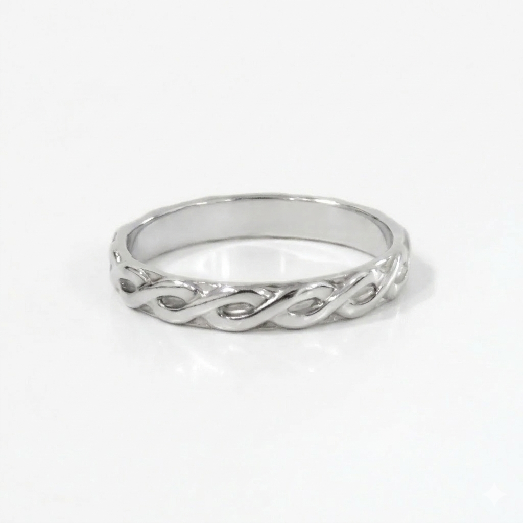 WOVEN RING IN SILVER