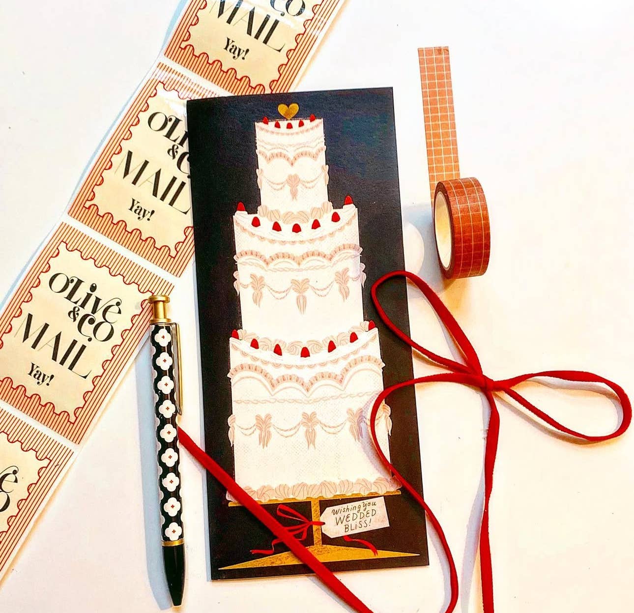 Each greeting card features original hand-drawn artwork and is digitally printed on heavyweight card stock. Thoughtfully designed in Massachusetts and printed in the USA.
Details:
#10 Greeting Card | 4 in. X 9 in.
Comes in a coordinating envelope and clear cello sleeve
Blank Interior