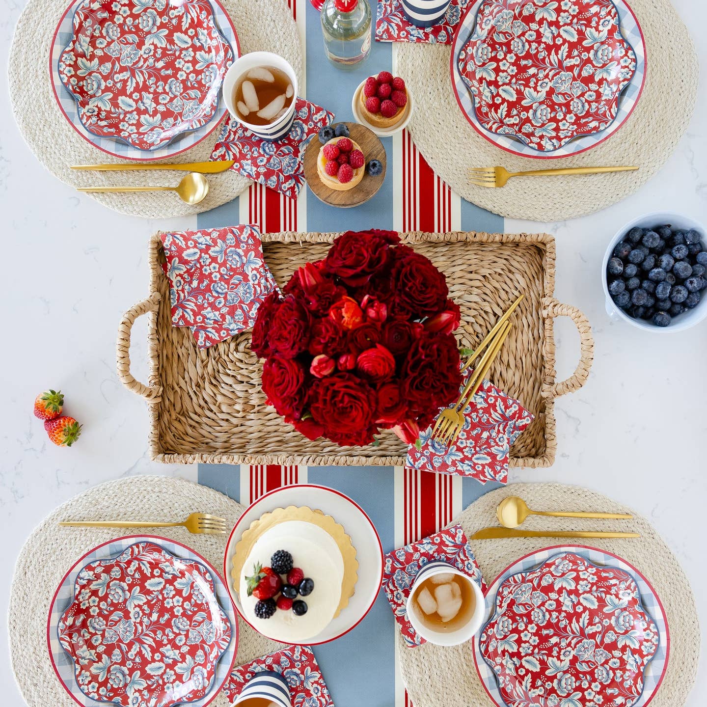 Hamptons Floral Wave Paper Plate