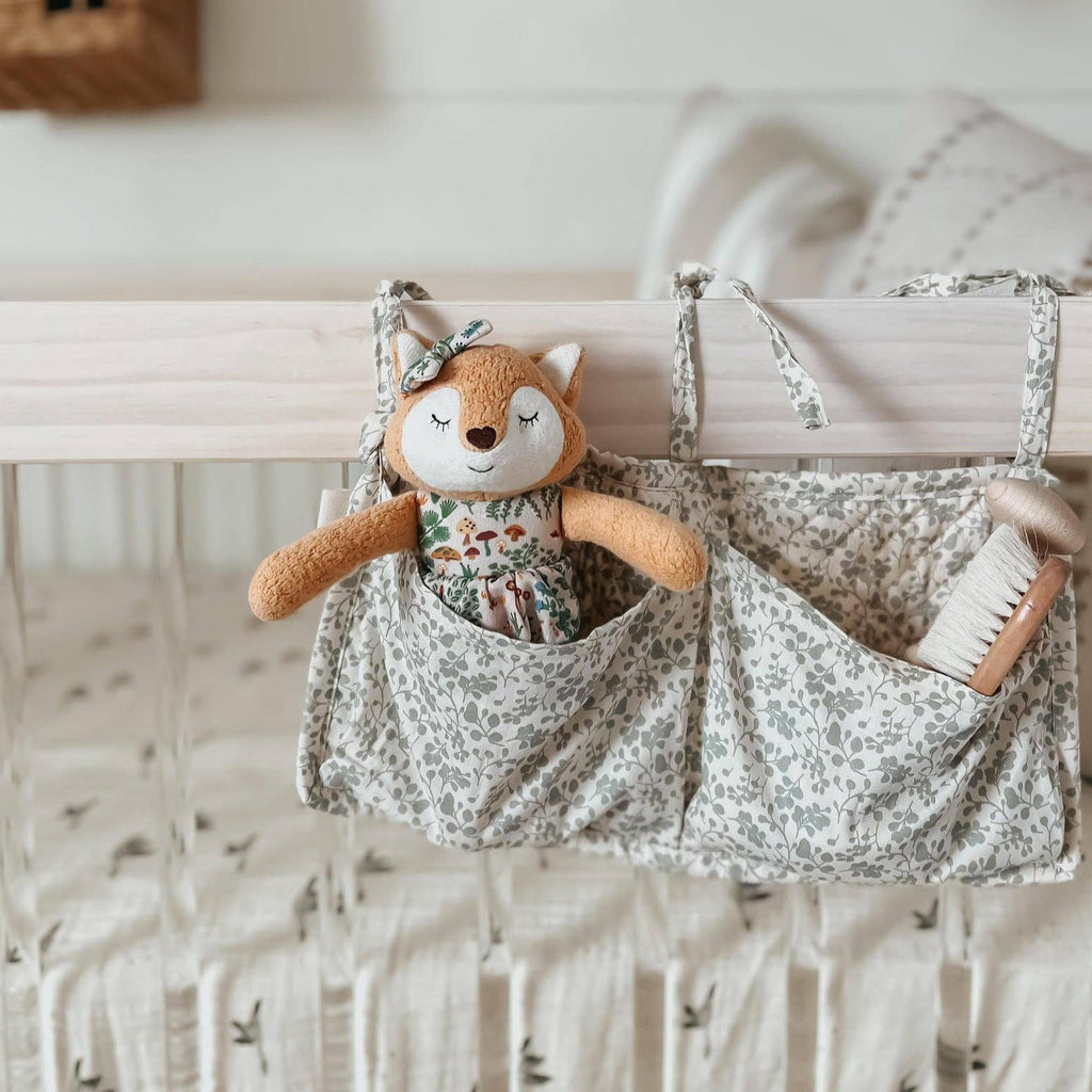 Meet Little Fox, the cutest boho woodland stuffy you'll ever lay your eyes on! With its soft, cuddly fabric and playful design, this stuffy will be your little one's new best friend. Perfect for imaginative play and snuggles, Little Fox is sure to bring joy to everyone! * 100% GOTS certified organic cotton * Size: 9 x 2.5 inches