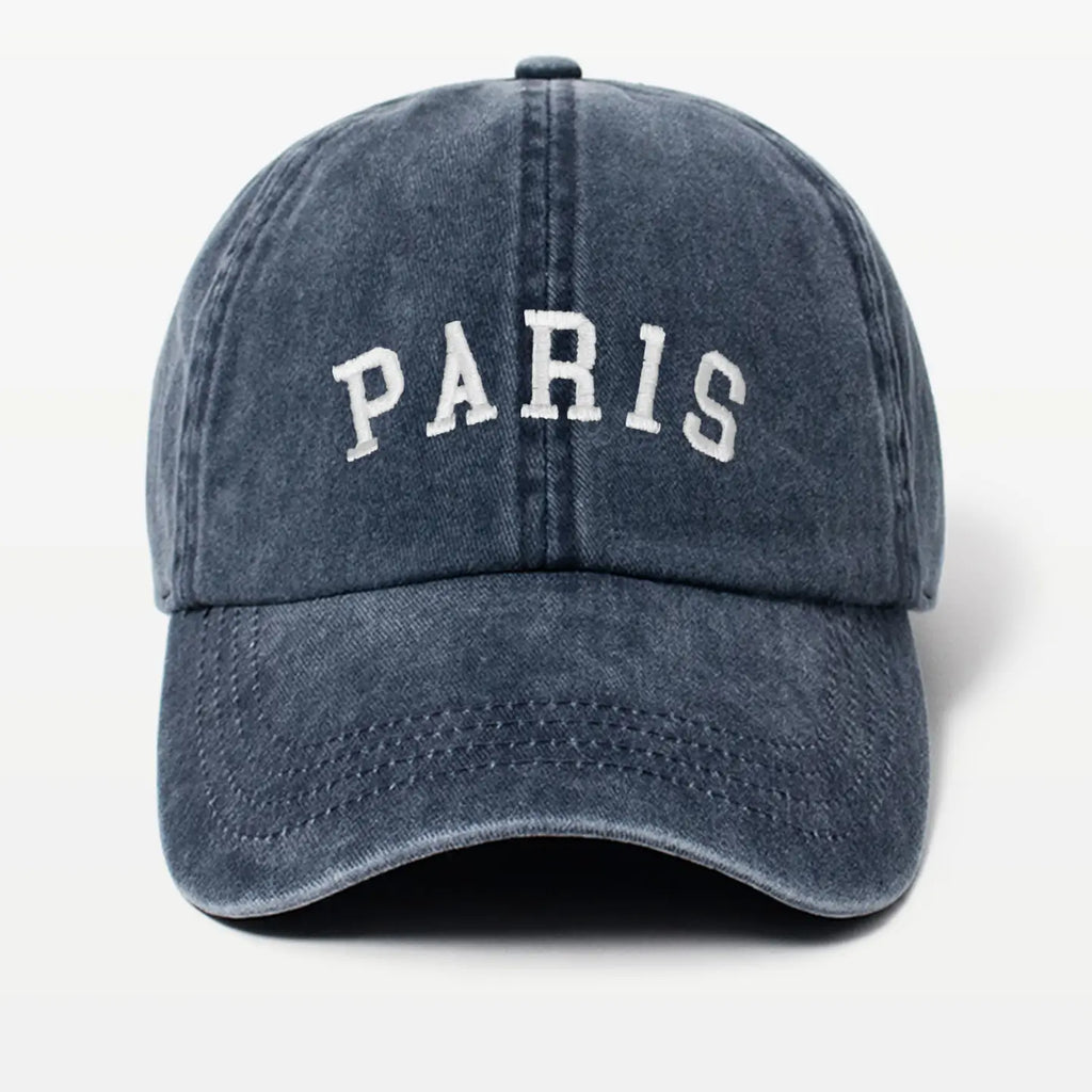 Looking for a cozy and stylish accessory? Try our Paris Cotton Hat, made from 100% COTTON for your comfort and warmth. This washed navy hat is perfect for any occasion, whether you're strolling in the city or relaxing at home. Order yours today and enjoy the softness of pure cotton on your head!