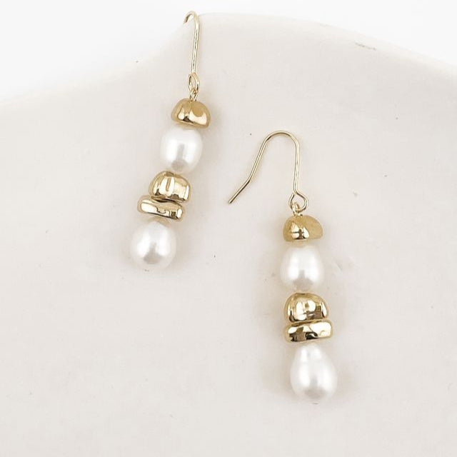 Pebble Pearl Stacks