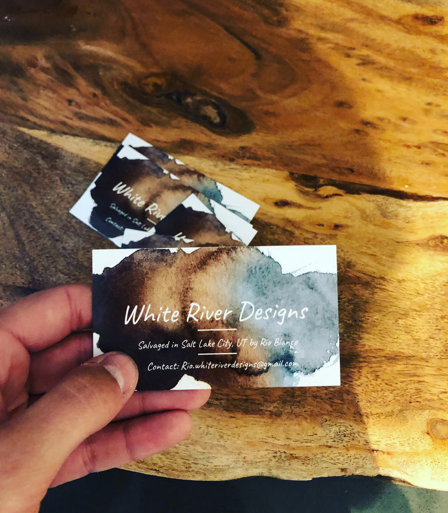 white river designs market Logo