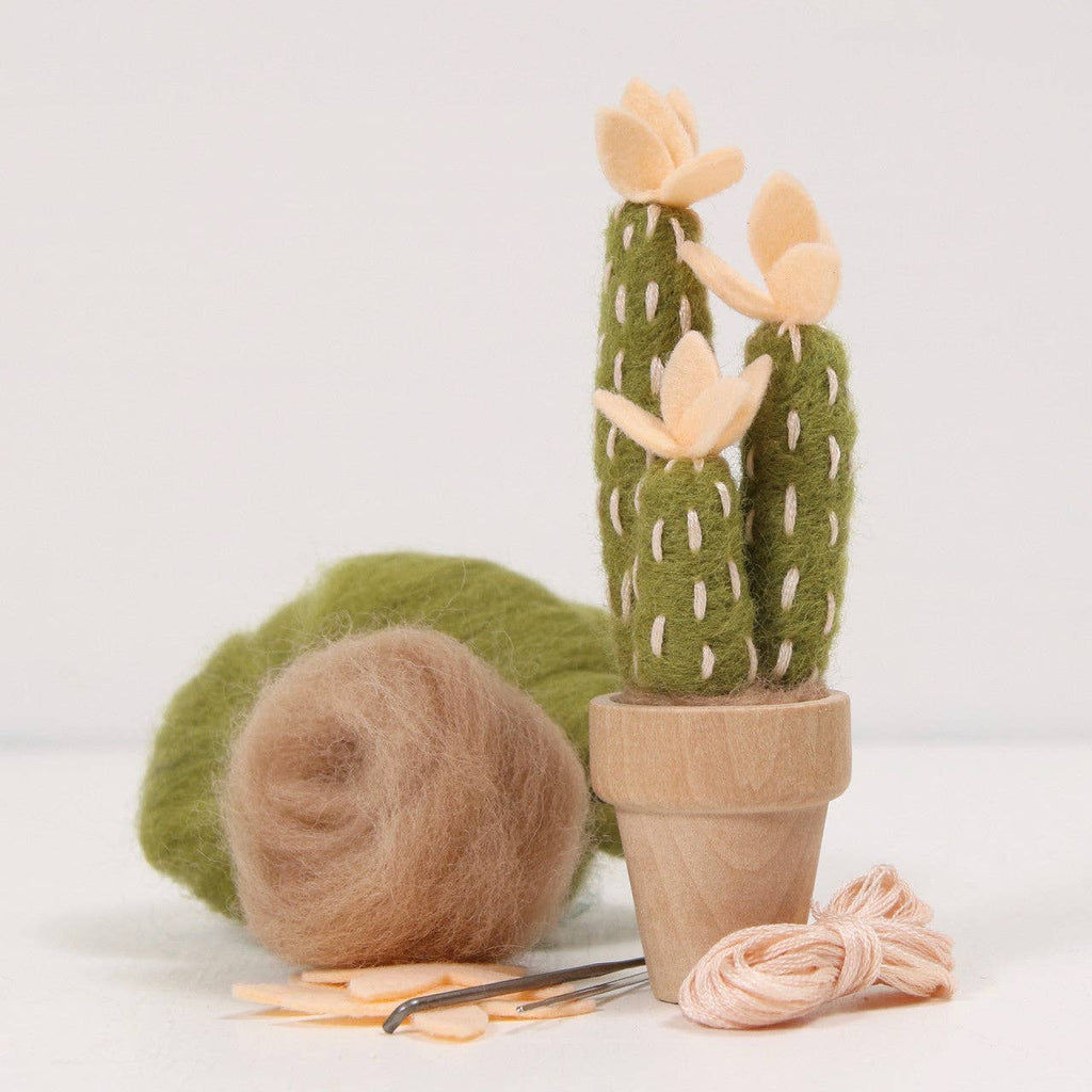 It's dry in the mojave; but this little desert plant is super juicy. Our peach mojave needle felting kit includes all the supplies to make your own cactus -- needles, foam, roving, felt flowers, floss + a teeny tiny flower pot. A helpful instruction sheet includes step by step instructions that even a beginner can use!