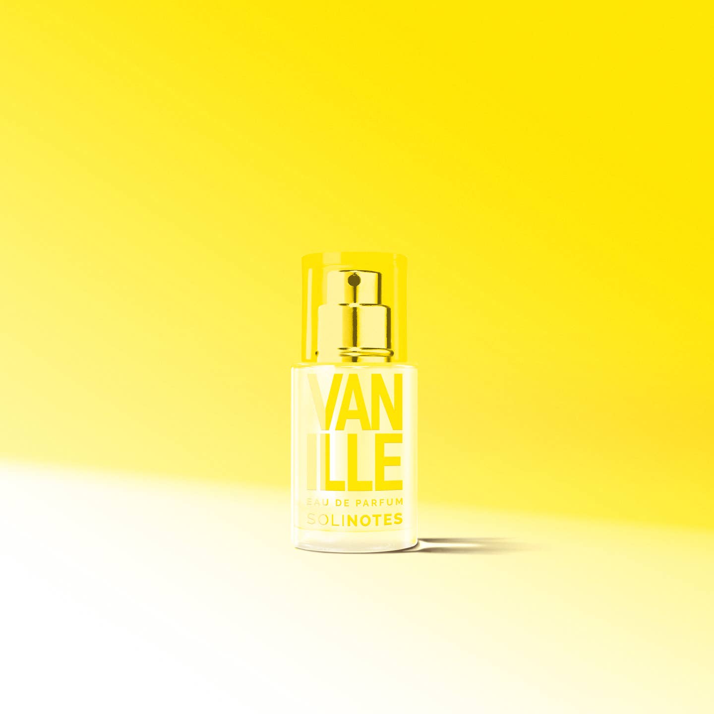 A Unique Scent Arouses Arouses your senses and emotions with Vanilla, a soft and soothing fragrance. Enjoy this relaxing moment! A perfume with exotic accords on a blissful spicy base. It unveils a dominant note, asserting its personality in the contrasts created by White Flowers and Tonka Bean, all on a subtly spicy base. A perfumed creation with suave scents which immerses us in the magic of Madagascar.