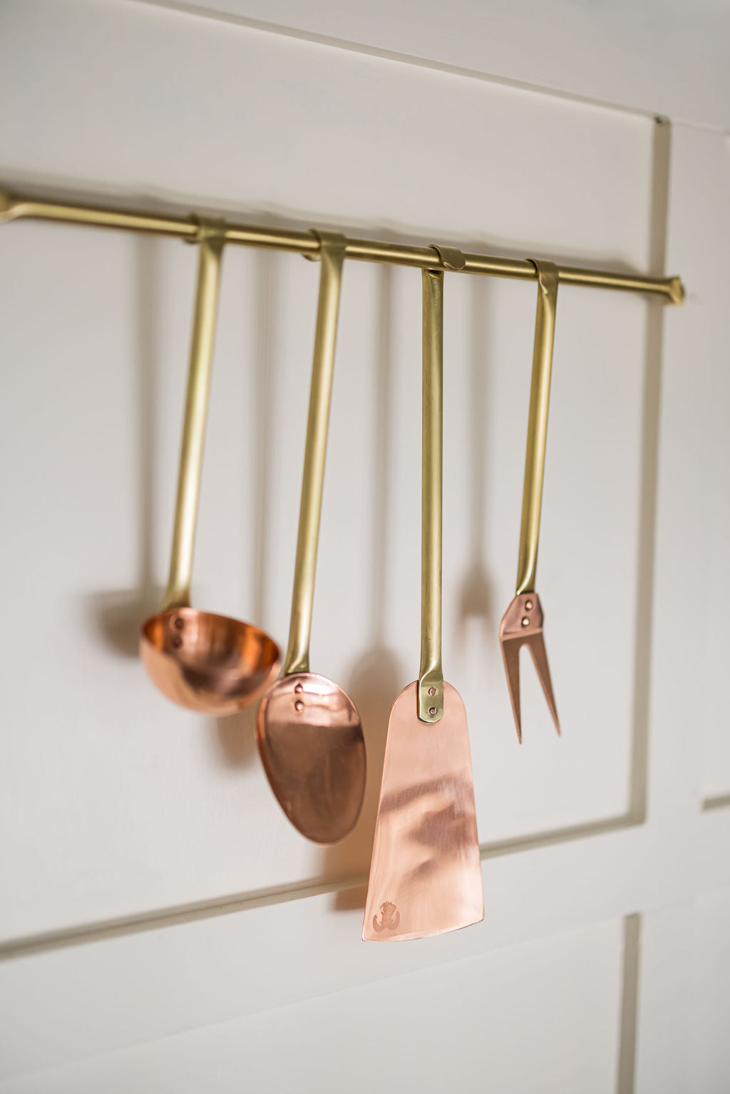 Utensil Hanging Rod