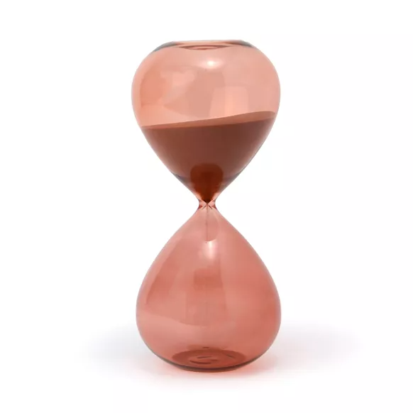 Find the time to work through a tough task or to take a moment for yourself with our elegant hourglasses. Add this beautiful glass accessory to your desk or counter as a mindful way to keep track of the passing moments. Terracotta Ombre