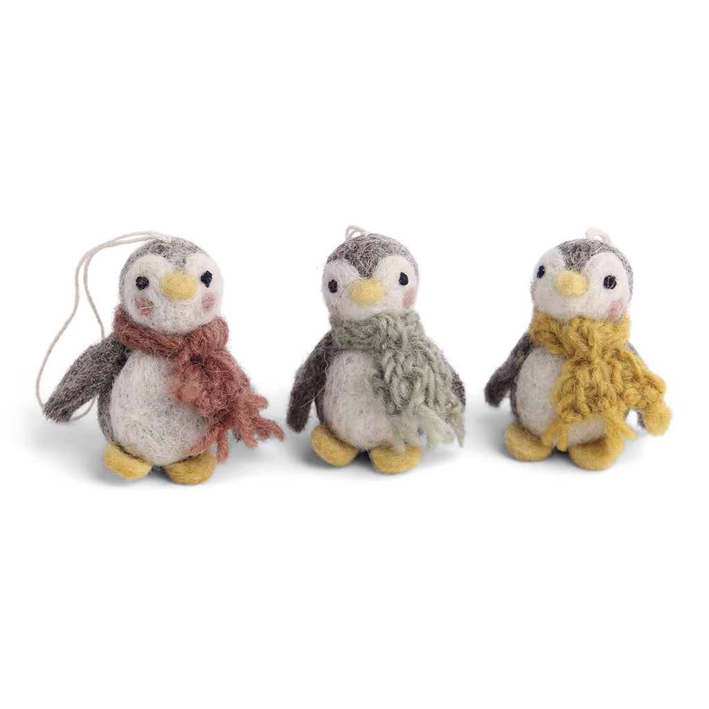 These Felt Baby Penguin Ornaments are sure to waddle their way into your heart! Coming in three huggable colors, they're too cute to pass up! They're perfect for spreading a little bit of fish-tickling joy! Ho ho ho!     Size  2 1/8"