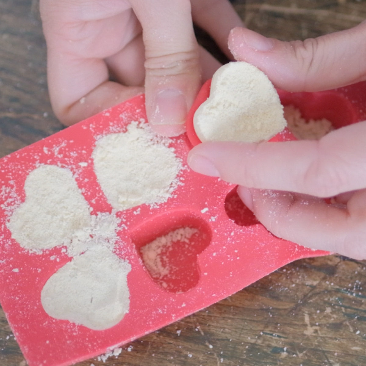 Kiss Naturals Diy Bath Bomb Kit (Kids)