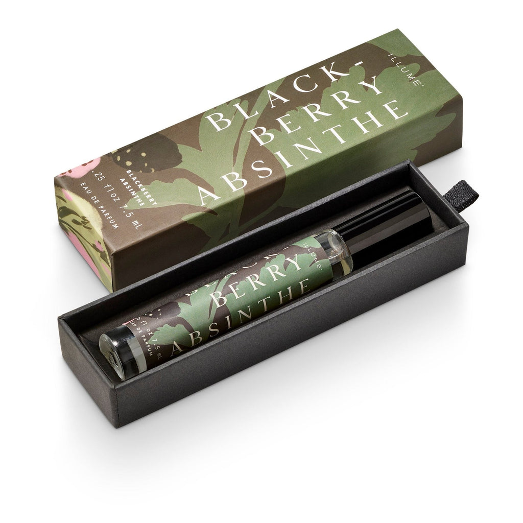 Perfume Spray Fragrance

Grounded in sultry liquid amber, with a heart of petal-soft jasmine, and kissed with a vapor of berries