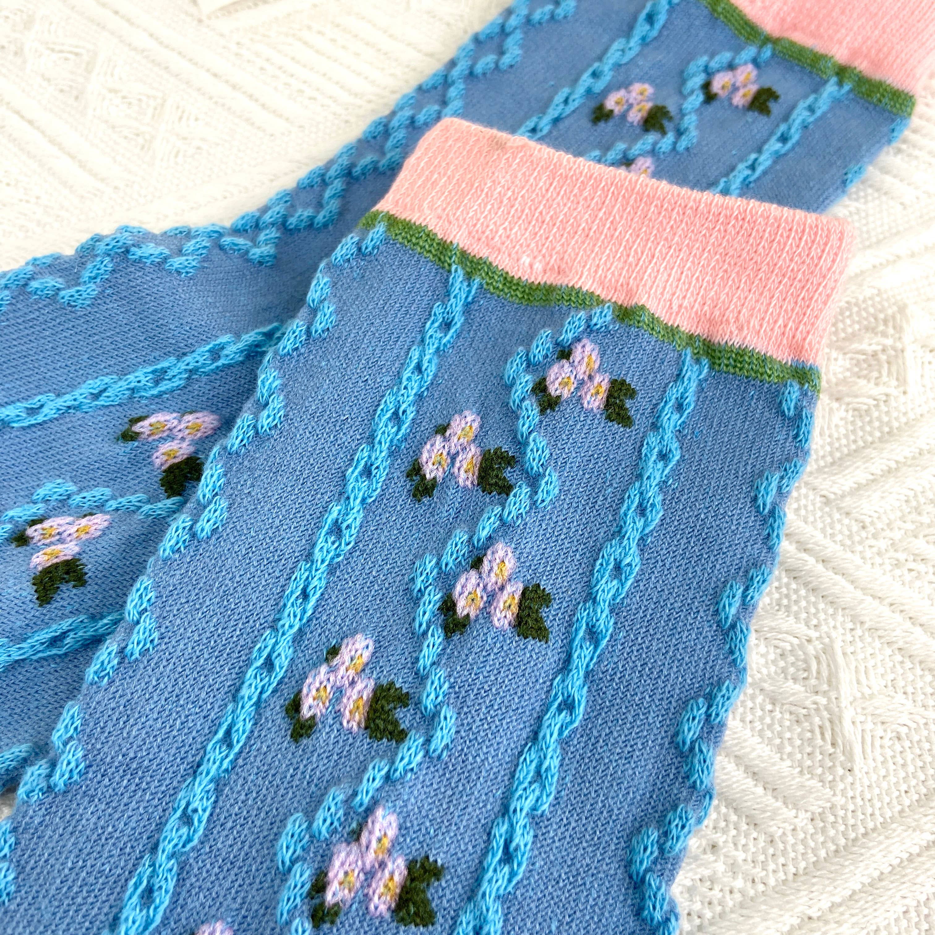 Tulip Mid Calf Floral Vintage Socks: Blue