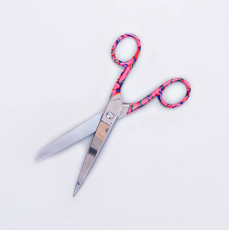 These stunning scissors are manufactured in a family-owned factory in Italy and are hand assembled and adjusted by craftsmen with over 25 years experience. They measure 7.09 in long and are proper embroidery scissors, so make a perfect gift for the fashion lover or crafty person in your life.