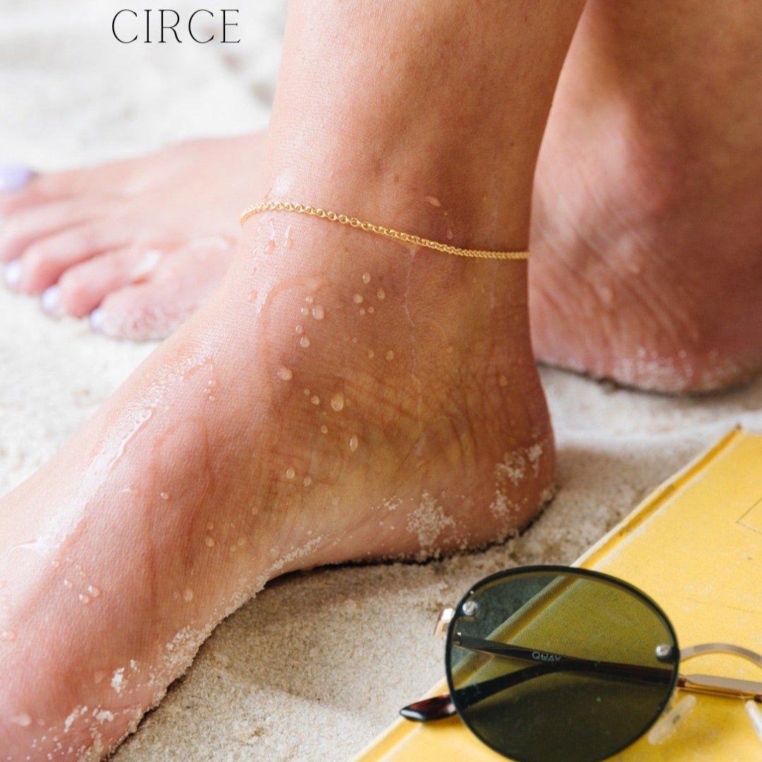 Girl! It's summer and it's time to get living! These anklets are the perfect summer accessory- light, fun, flirty and, like all Hey June products, freaking reliable! 14k Gold filled or sterling silver, you don't have to worry about these- wear them all summer long without tarnishing or turning. We want you to enjoy the heck out of these long, sunny days.&nbsp;&nbsp;