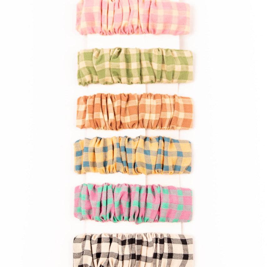 Want to add something extra to your hair? Well then these ROOLEE Frosty Palace Clip Set to your accessories! These cute hair clips have a scrunchy fabric and come in a variety of colors. Pair it with a cute dress or simple jeans and a tee!