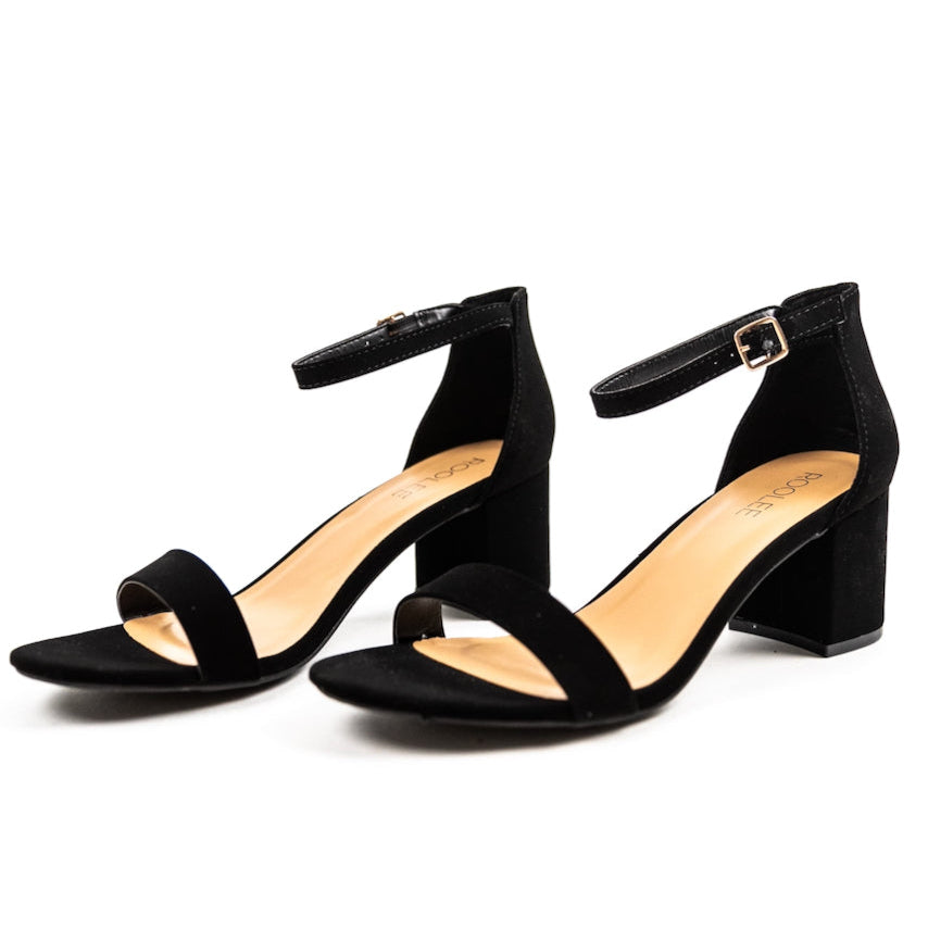 The perfect summer heels for the everyday boss babe! These faux suede heels are designed with a block heel, an ankle strap, and a strap that goes over your toes & Wear with your linen trousers, flowy skirts, or favorite dresses, these heels can bring every outfit to new heights! Black