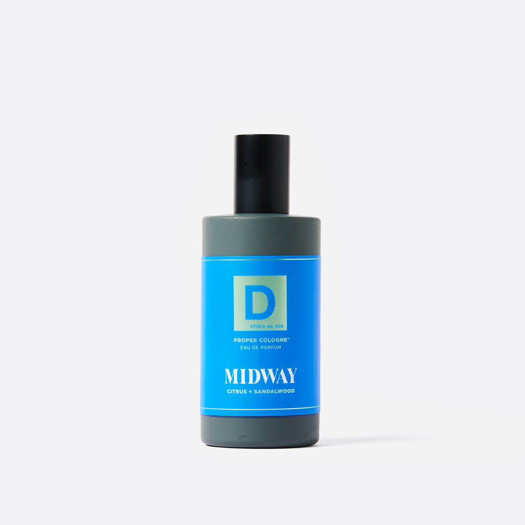 Midway&nbsp;smells like a cool breeze blowing through palm trees in the Pacific, with a fresh blend of citrus and sandalwood Cologne.