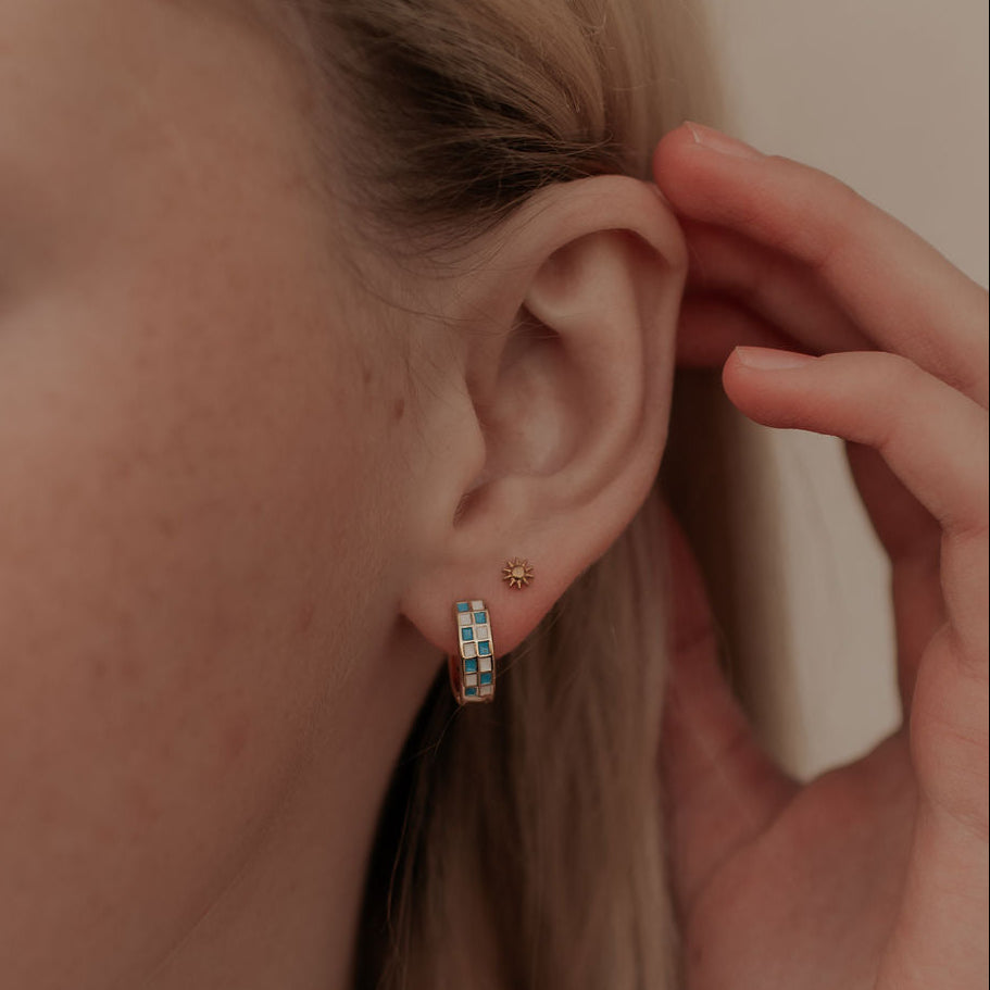 Sunshine Flat Back Studs