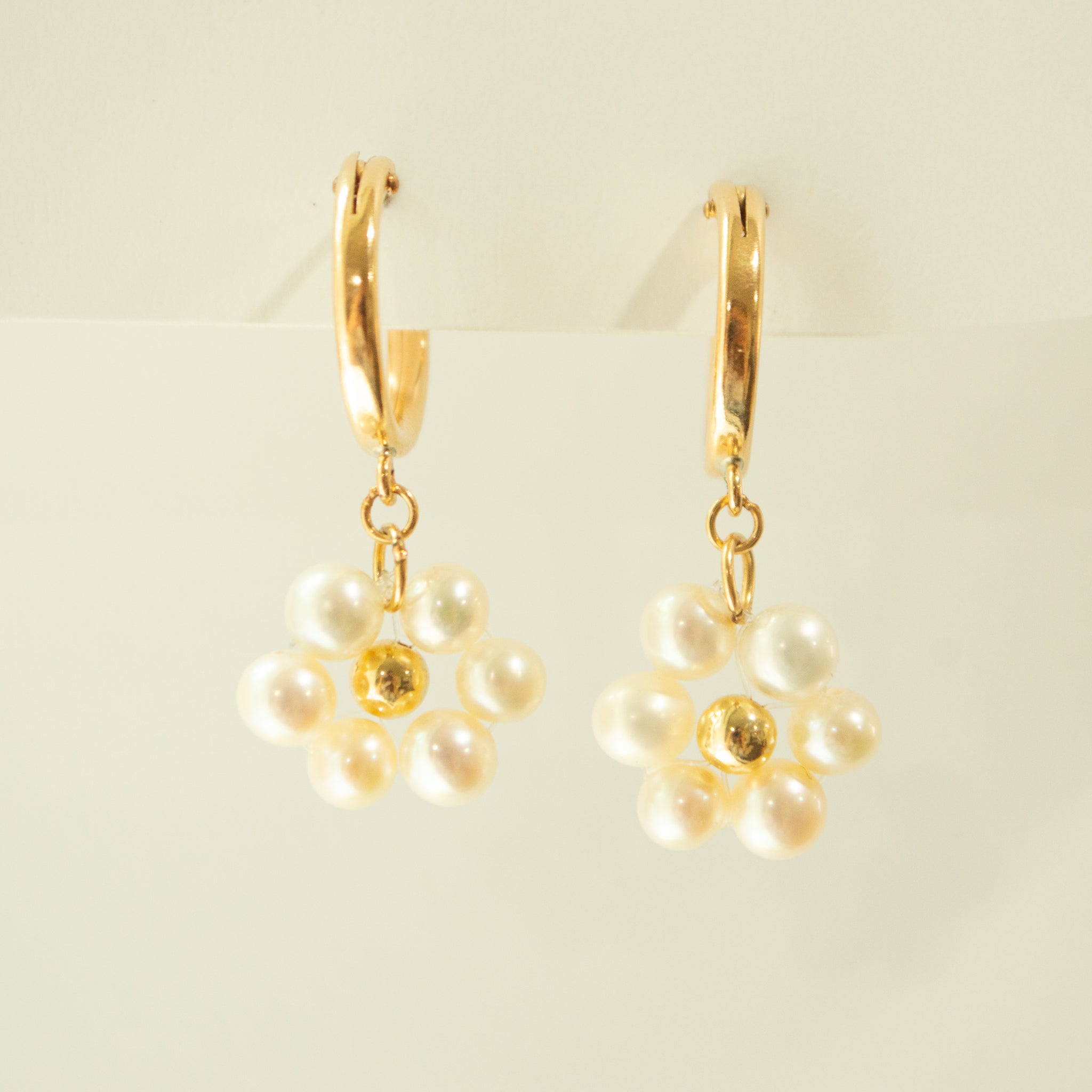 Pearl Petal Hoop - Syd Squared