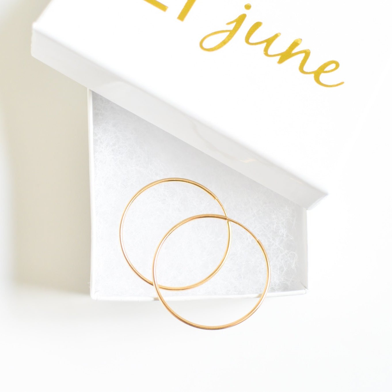 Medium Hoops