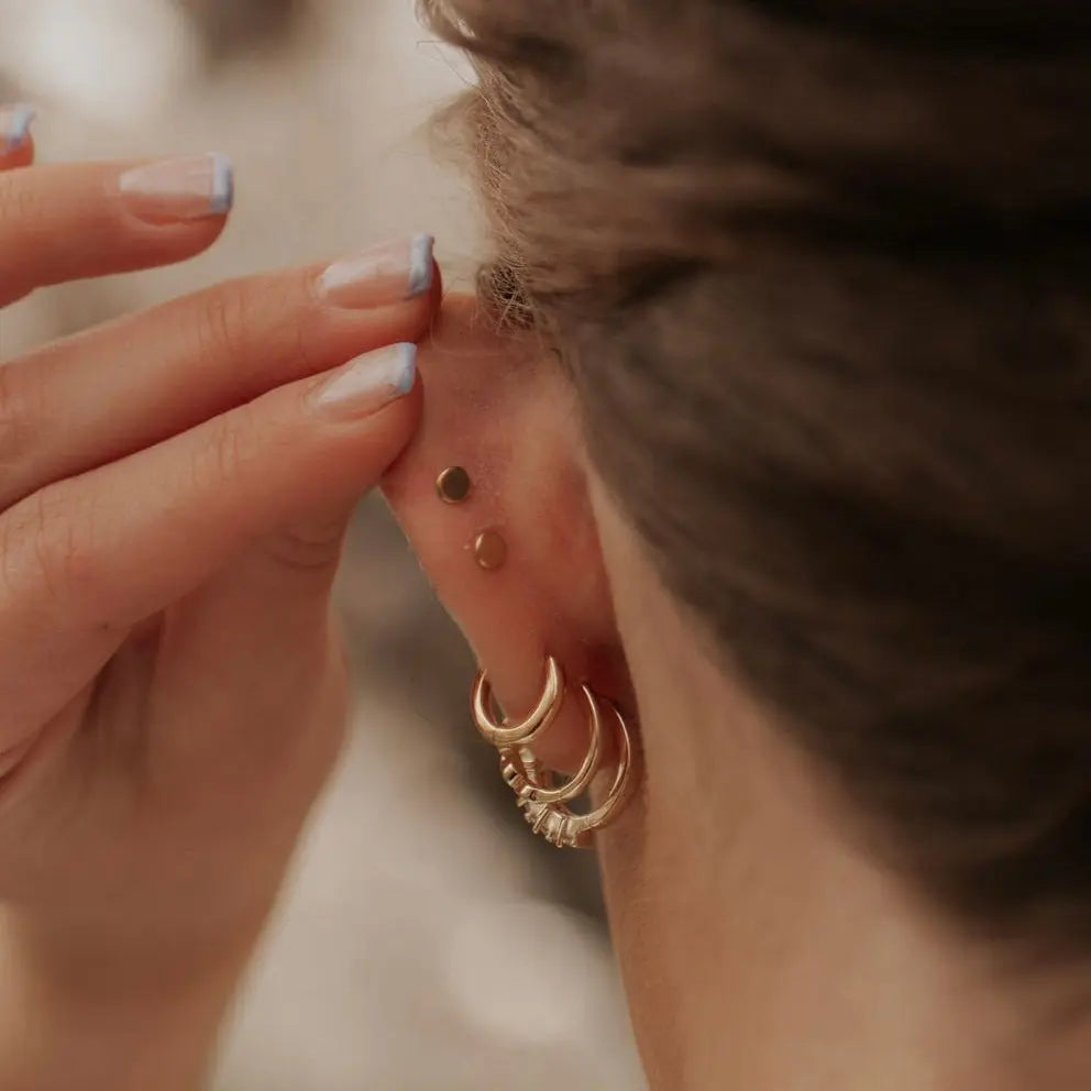 Sunshine Flat Back Studs