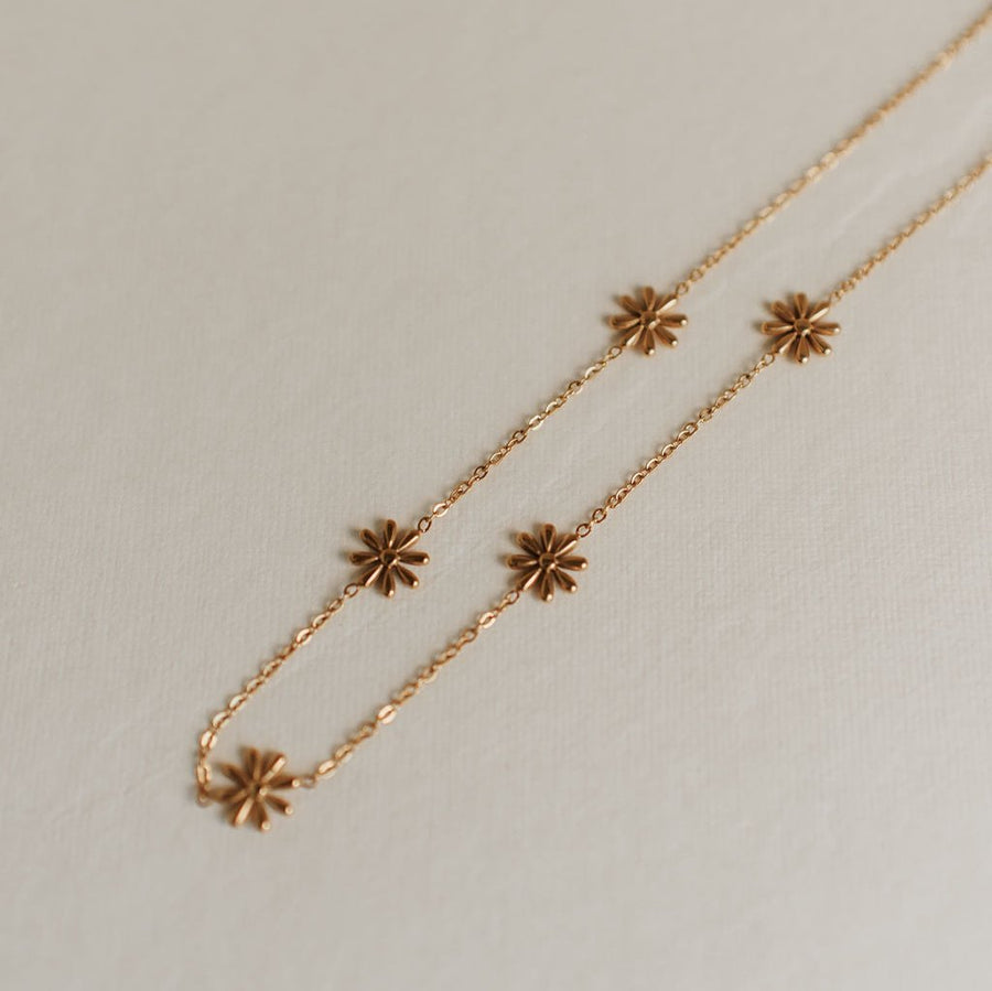 gold covered stainless steel daisy chain necklace