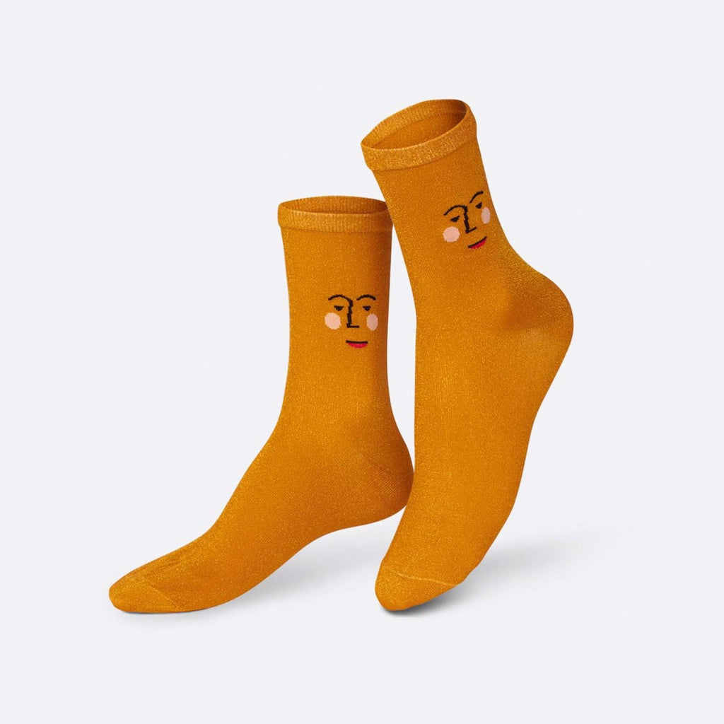 Need some light and warmth in your life? These socks are the perfect match. They’ll have you walking on sunshine and looking great while doing it.