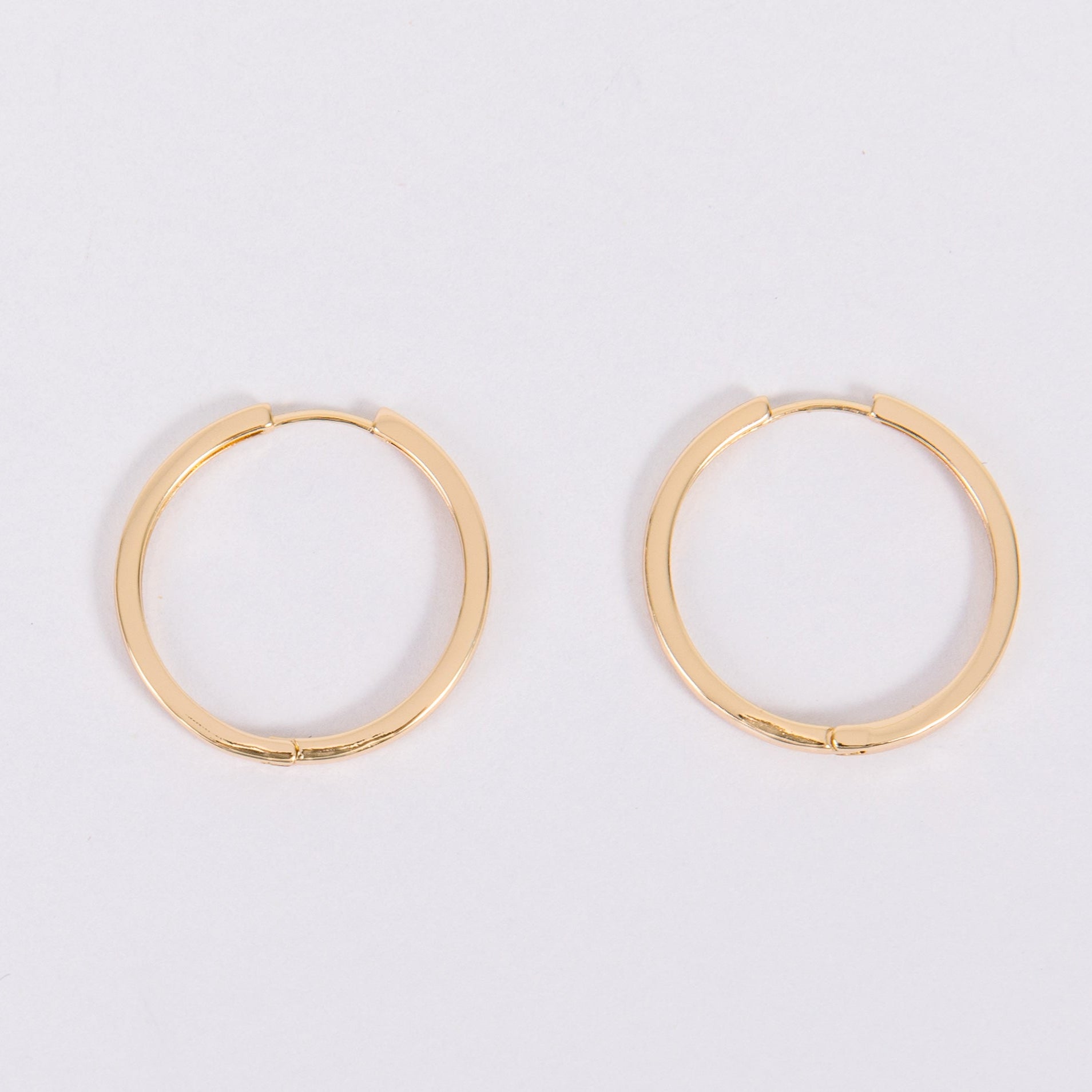 23 mm gold hoops