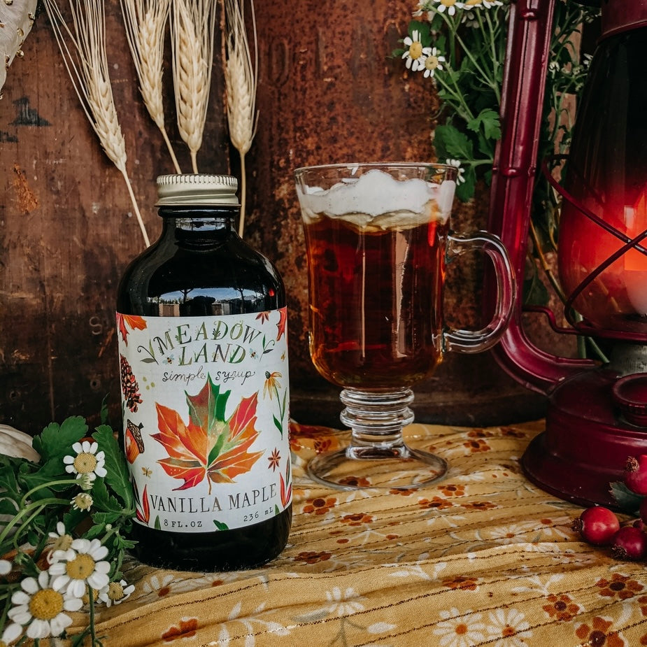 Oregon-made, handcrafted simple syrup to sweeten your fall days! Add to coffee, breakfast pastries and holiday cocktails. Tasting Notes: autumn sun, a crisp breeze, warm maple syrup. Ingredients: pure cane sugar, water, maple, vanilla, cream of tartar