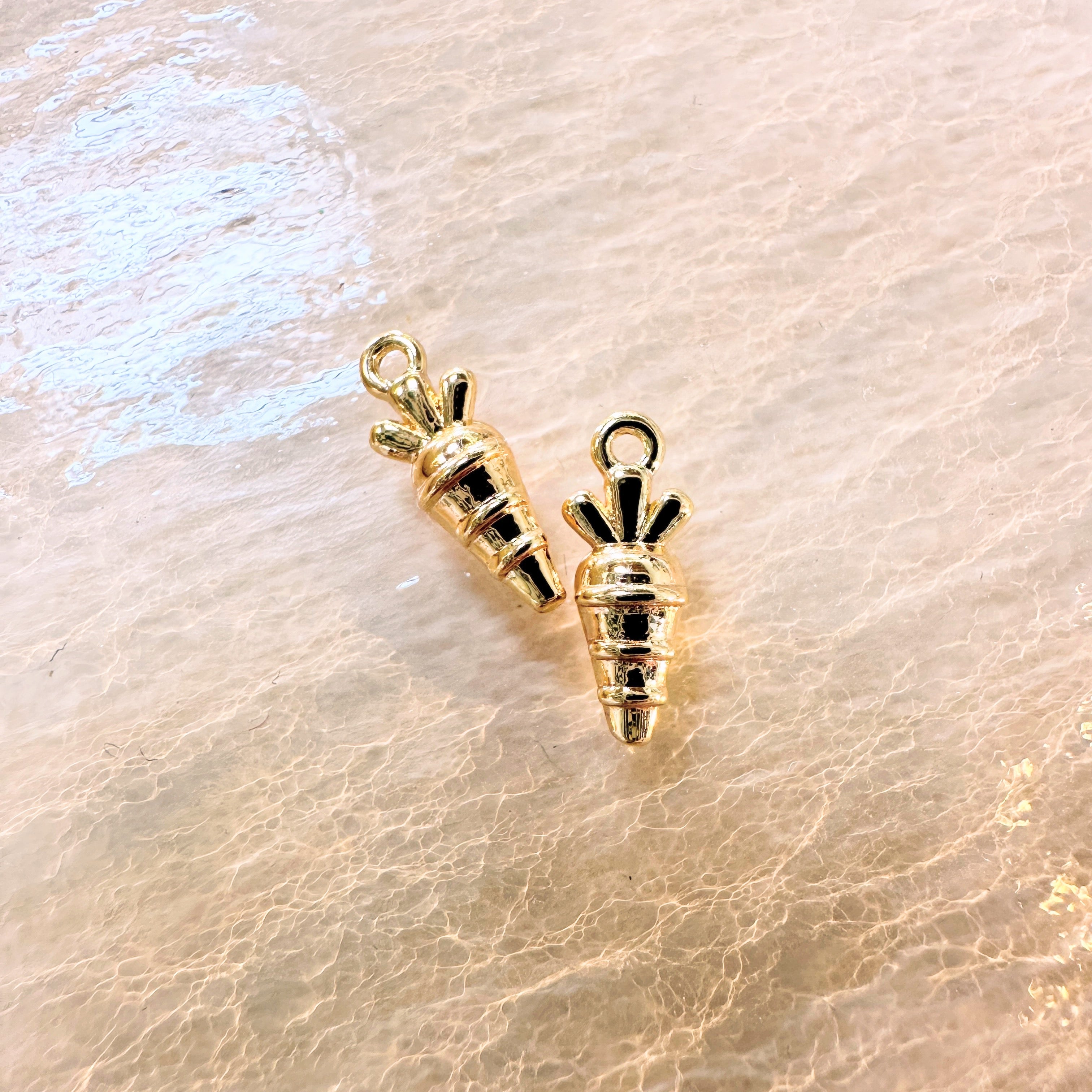 Carrot Charm