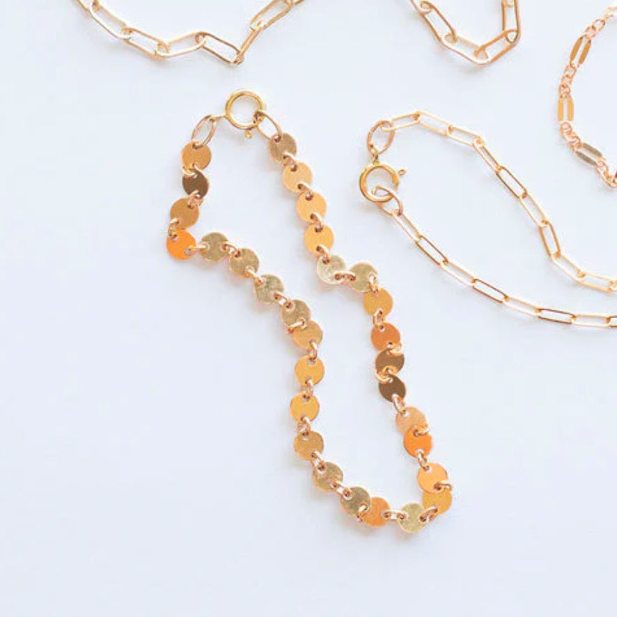 This Hey June bracelet is the perfect wrist accessory- light, fun, flirty and, like all Hey June products, freaking reliable! 14k Gold filled, you don't have to worry about these- wear them all day long without tarnishing or turning. We want you to enjoy the heck out of this stunning little bracelet.