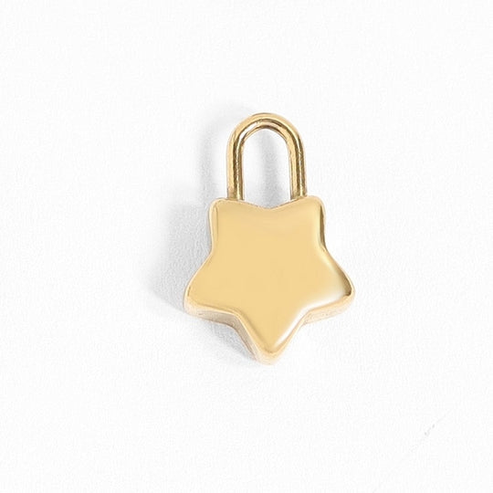 Unlock stylish possibilities with our Star Padlock Charm! This mini charm can be worn on a bracelet or necklace, crafted in gold or stainless steel. Shine like a star with this quirky addition to your accessory collection.