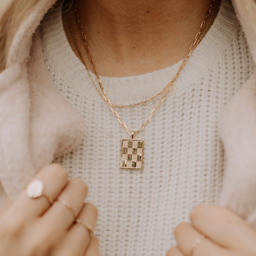 Checkered 17.5" Necklace