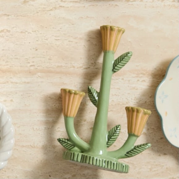 Soft Petal Candleholder - Soft Green