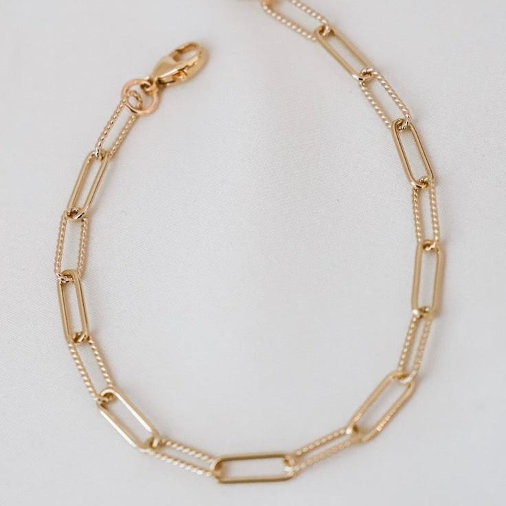 The Cecilia Paperclip Chain Bracelet screams industrial and bold! This chain adds texture to your bracelet stack while saying comfortable for everyday wear.