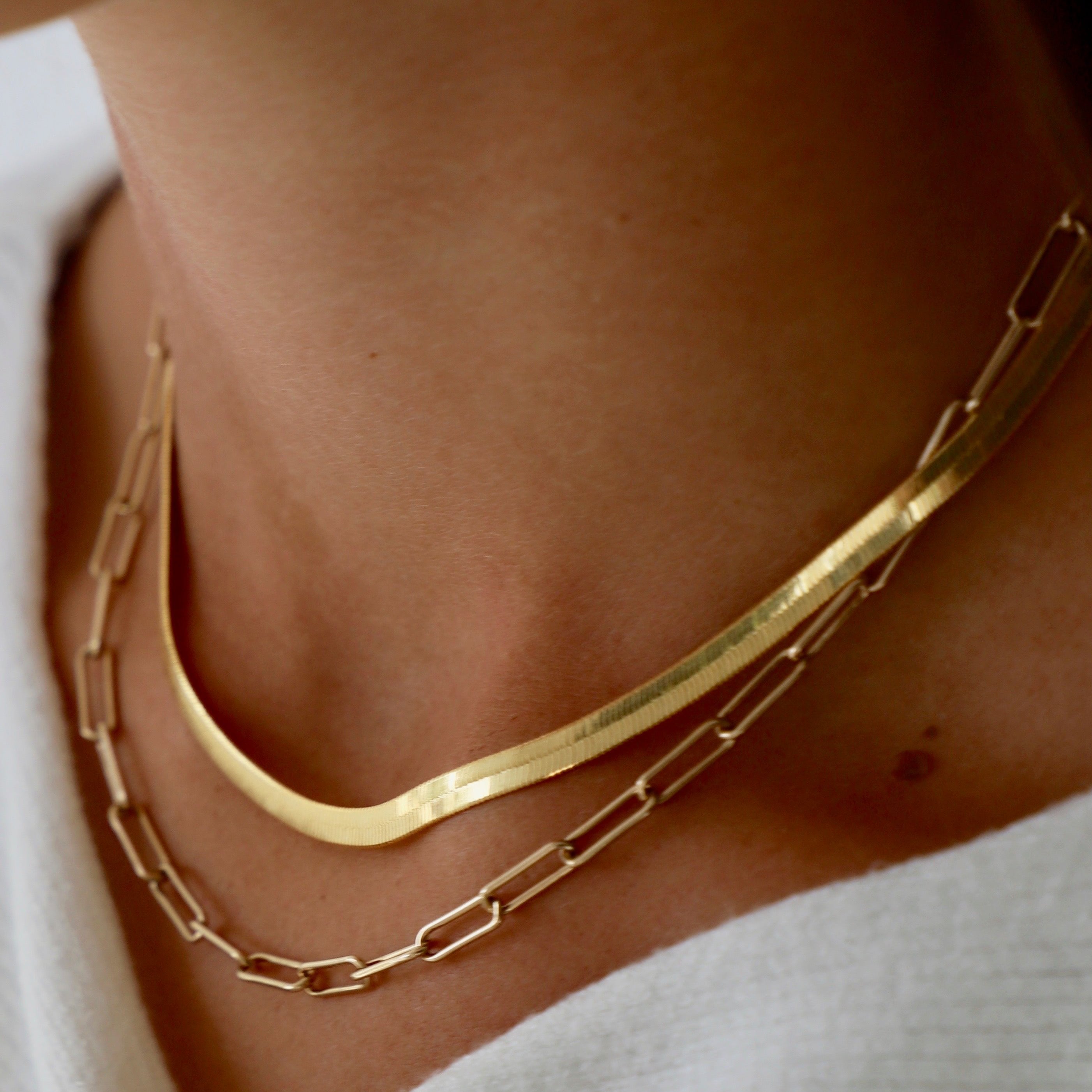 If you are looking to add a bold piece to your jewelry collection that can still be worn everyday, this is your necklace! Featuring a thick herringbone chain with a 2" extender, this necklace is one of our staples!