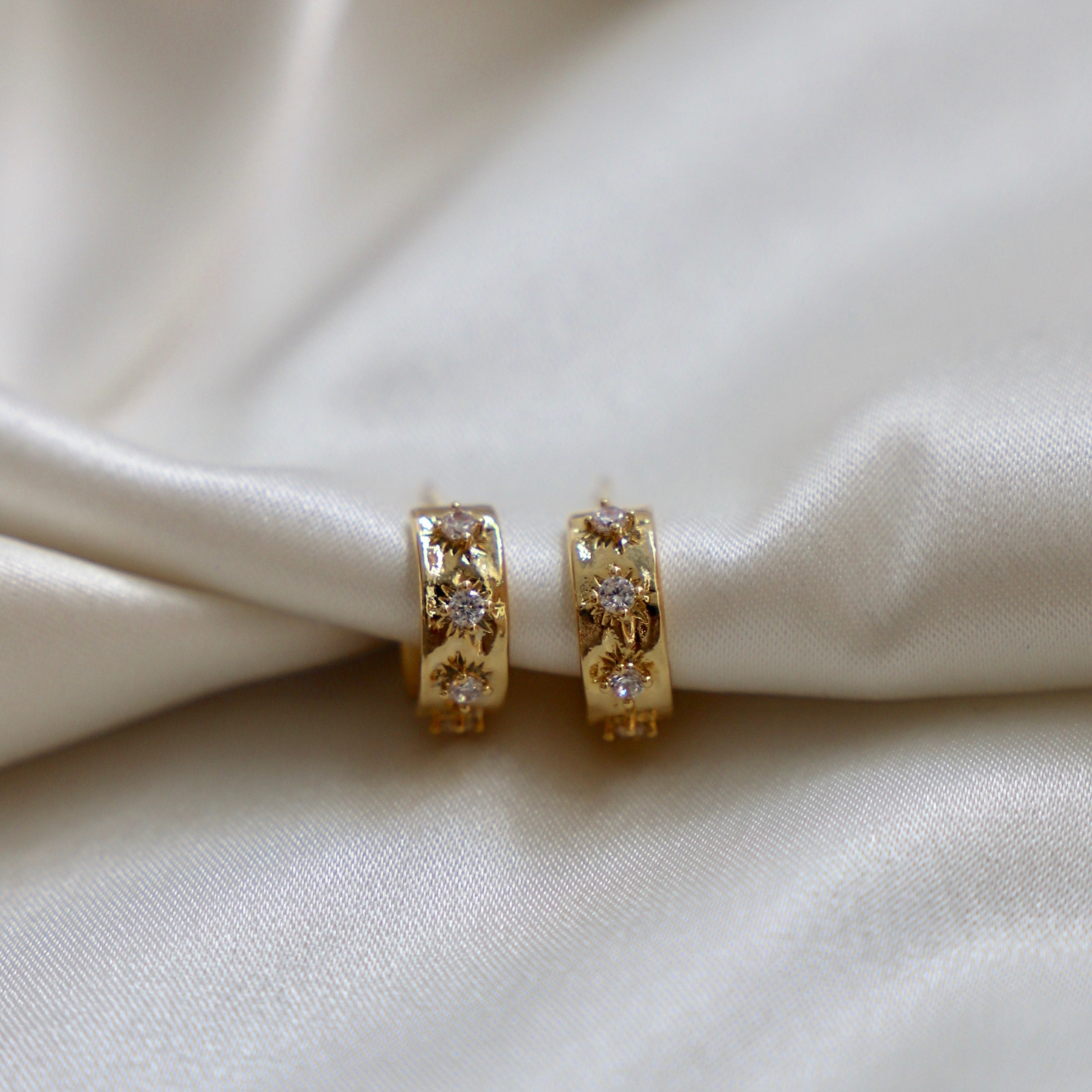 We love to add a little bit of shine to any look! These hoops are one of our new favorites to wear on an everyday basis, no matter the event!
