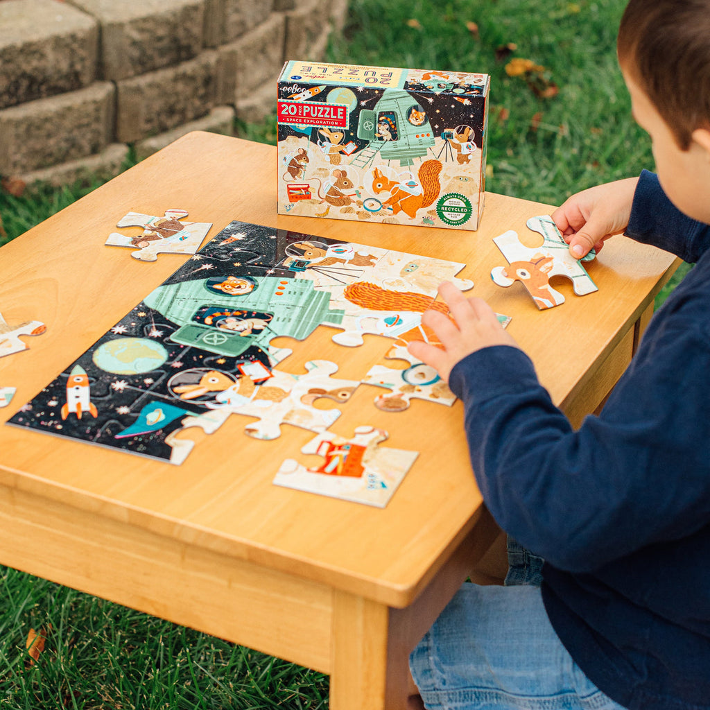 A sweet puzzle with thick, jumbo-sized pieces featuring animals exploring the moon. A challenging puzzle task that children are always proud of completing