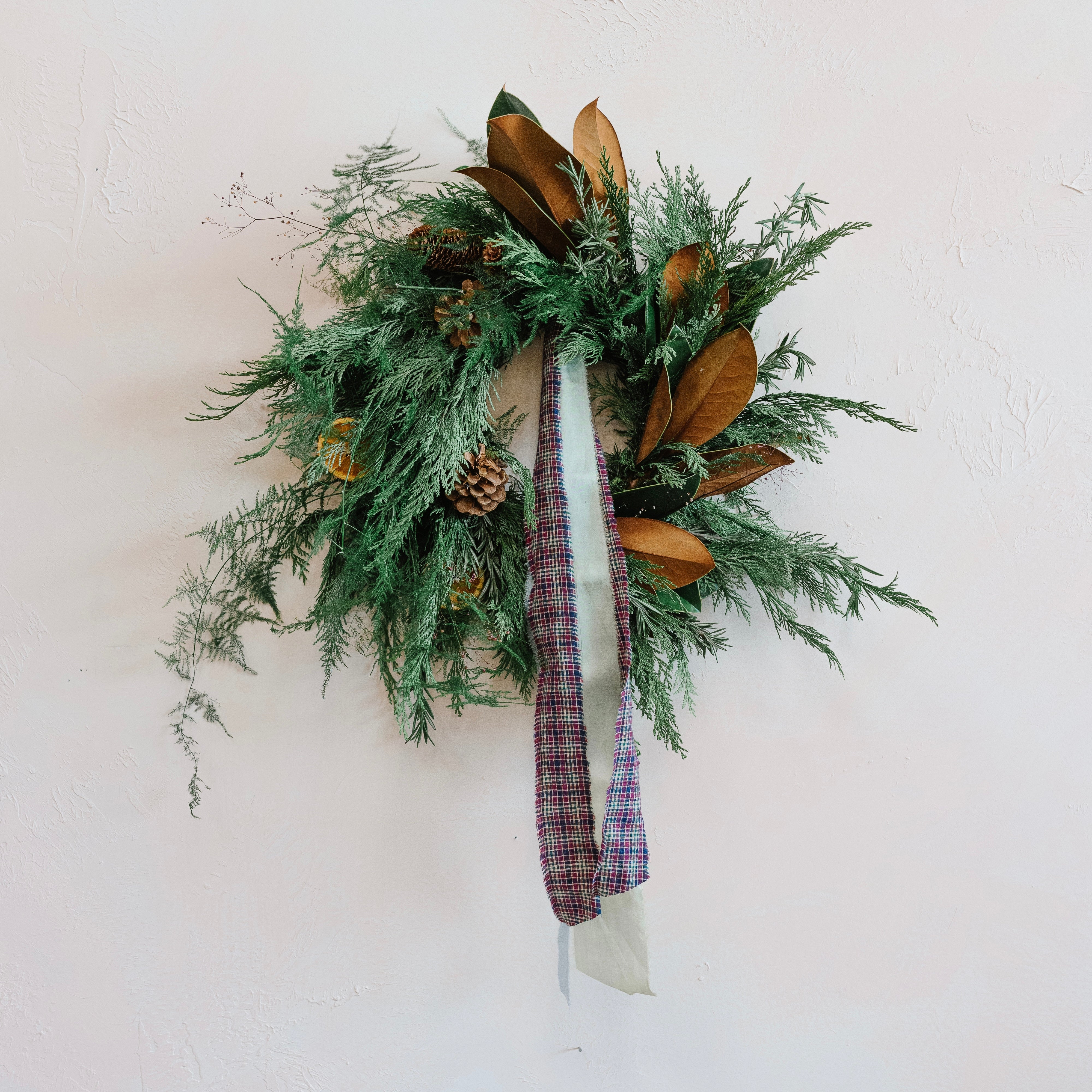 Fresh Holiday Wreath Pre-order - Taylor Rae Bouquet
