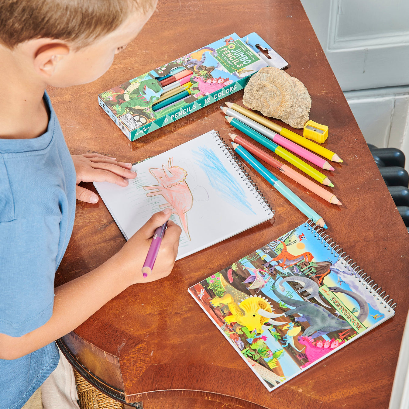 This high-quality sketchbook is 6” x 6” paper size, with 60 matte 95lb pages and durable spiral binding. Pairs well with matching pencils. Dinosaurs