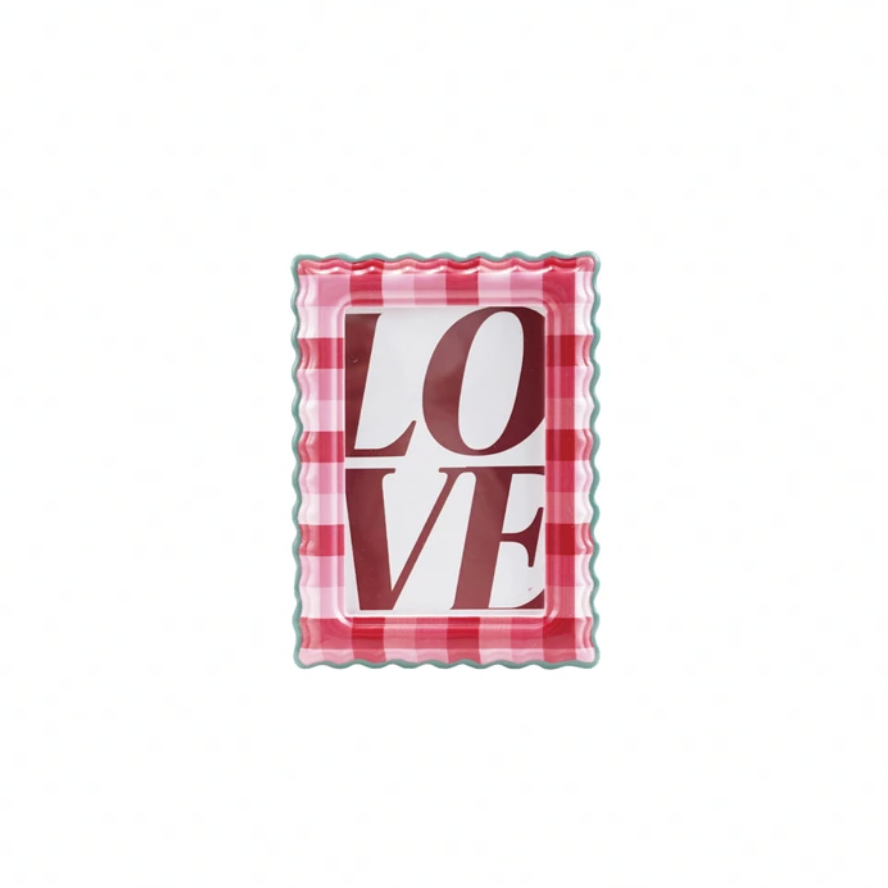 Scalloped Photo Frame w/ Plaid Pattern - Pink & Red Plaid