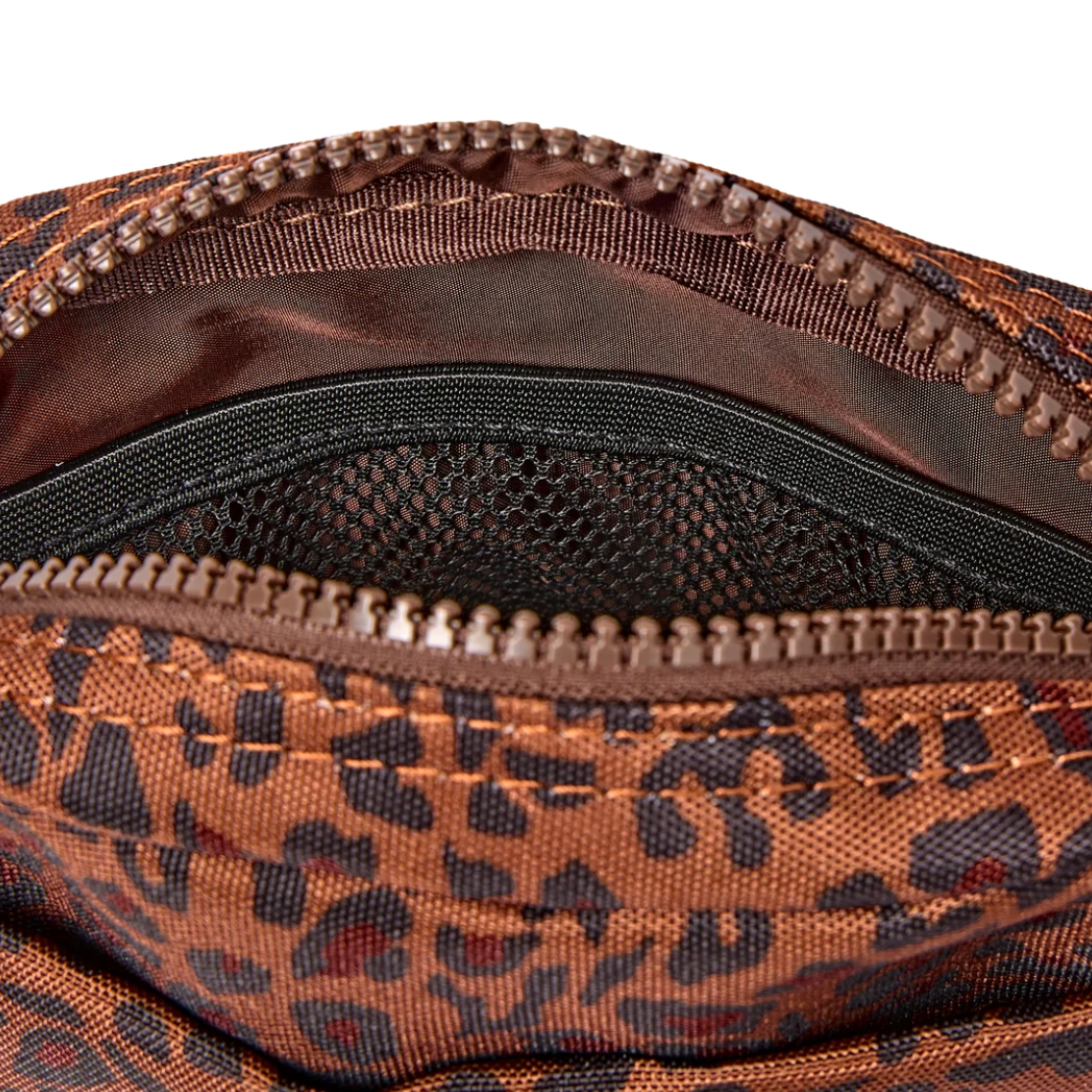 Bond Pocket Crossbody Bag in Mini Leopard