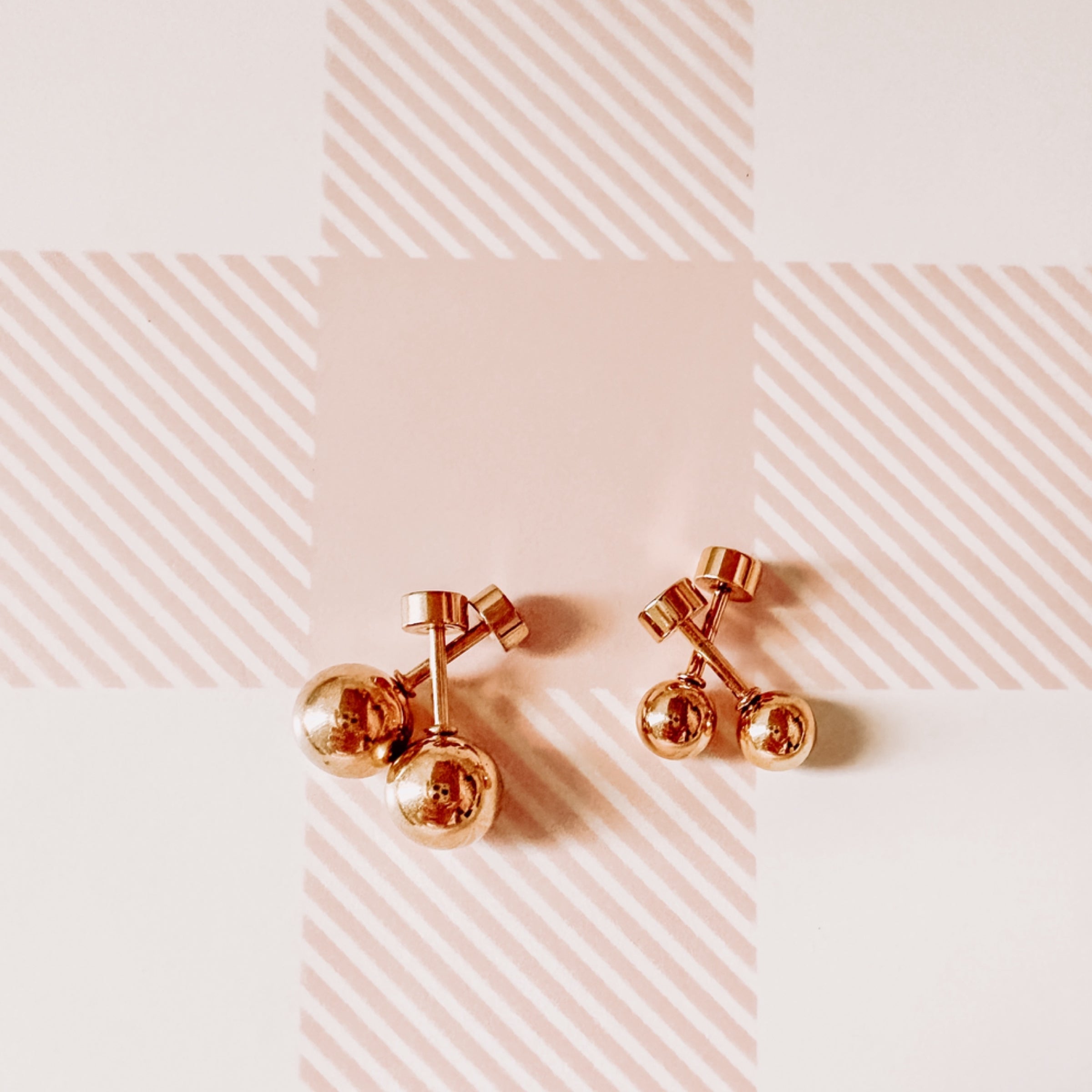 Sphere Screw-back Studs