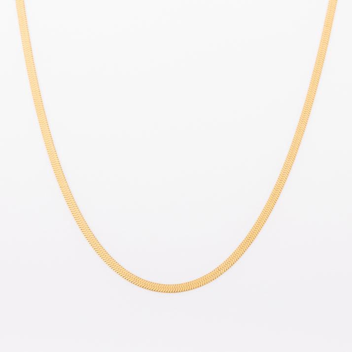14k gold filled chain over stainless steel. Hypoallergenic, will not tarnish, will not irritate skin. Available in 3 mm (Skinny Brene) or 4 mm (Brene). Available in 15.5-17.5" length (Has a two inch extender on the back) or 17.5-19.5"